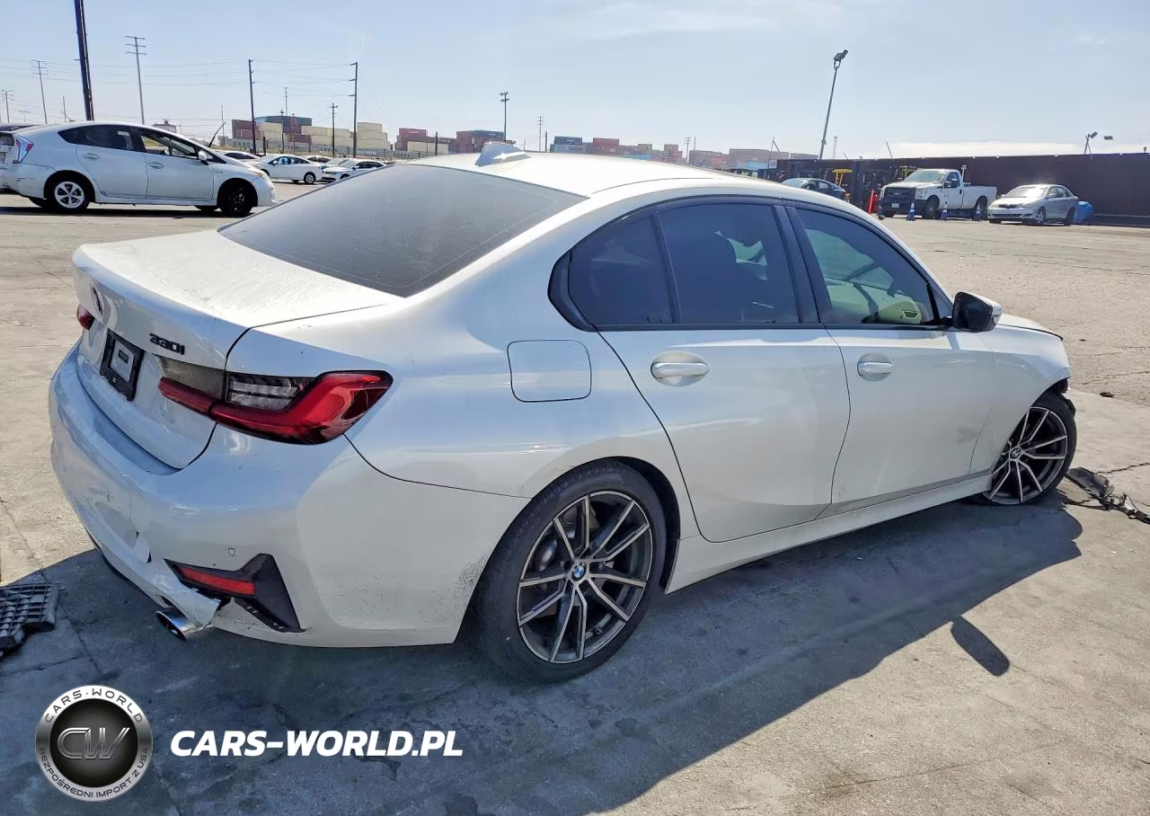 2019 BMW 330I VIN:WBA5R1C51KAJ99644 - 3