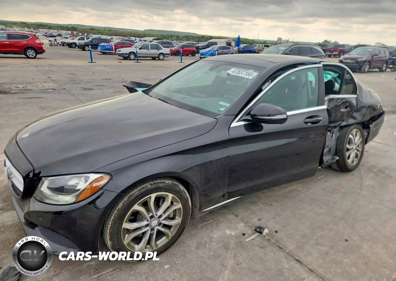 2017 Mercedes-Benz C 300 VIN:55SWF4JB2HU183851 - 1