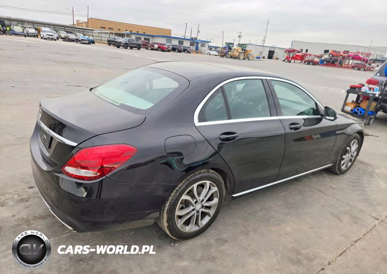 2017 Mercedes-Benz C 300 VIN:55SWF4JB2HU183851 - 3