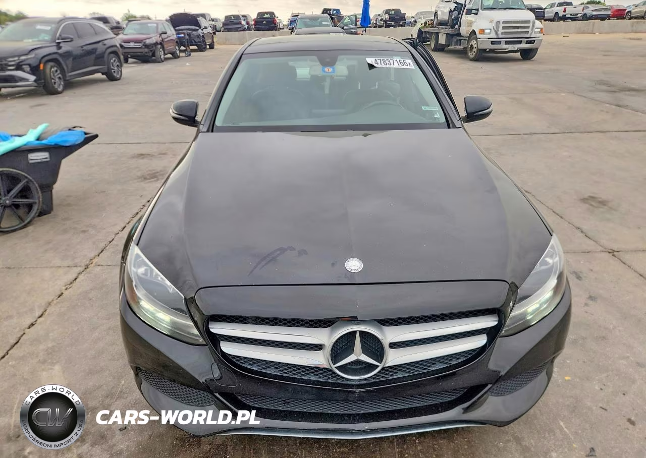2017 Mercedes-Benz C 300 VIN:55SWF4JB2HU183851 - 5