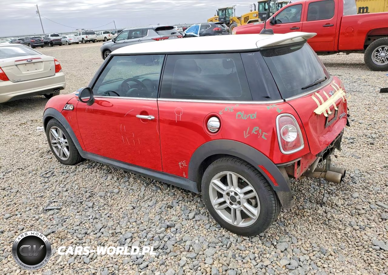 2011 Mini Cooper S VIN:WMWSV3C59BTY11622 - 2
