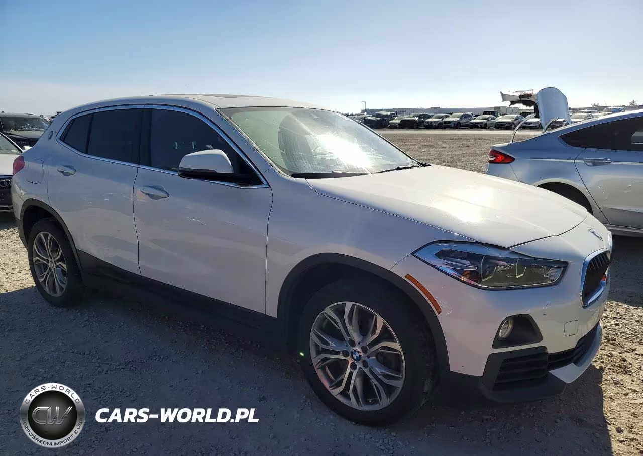 2018 BMW X2 xDrive28I VIN:WBXYJ5C33JEF69969 - 4