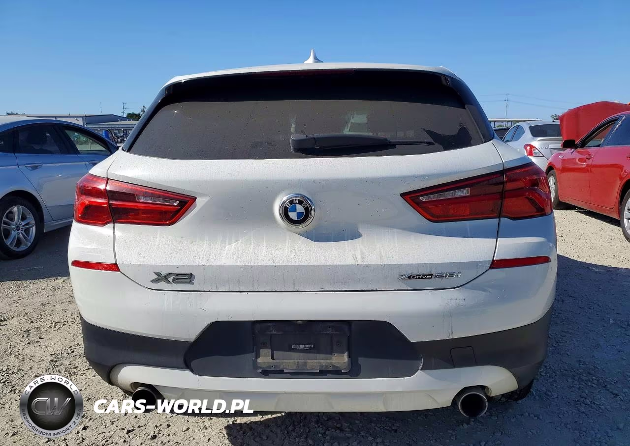 2018 BMW X2 xDrive28I VIN:WBXYJ5C33JEF69969 - 6