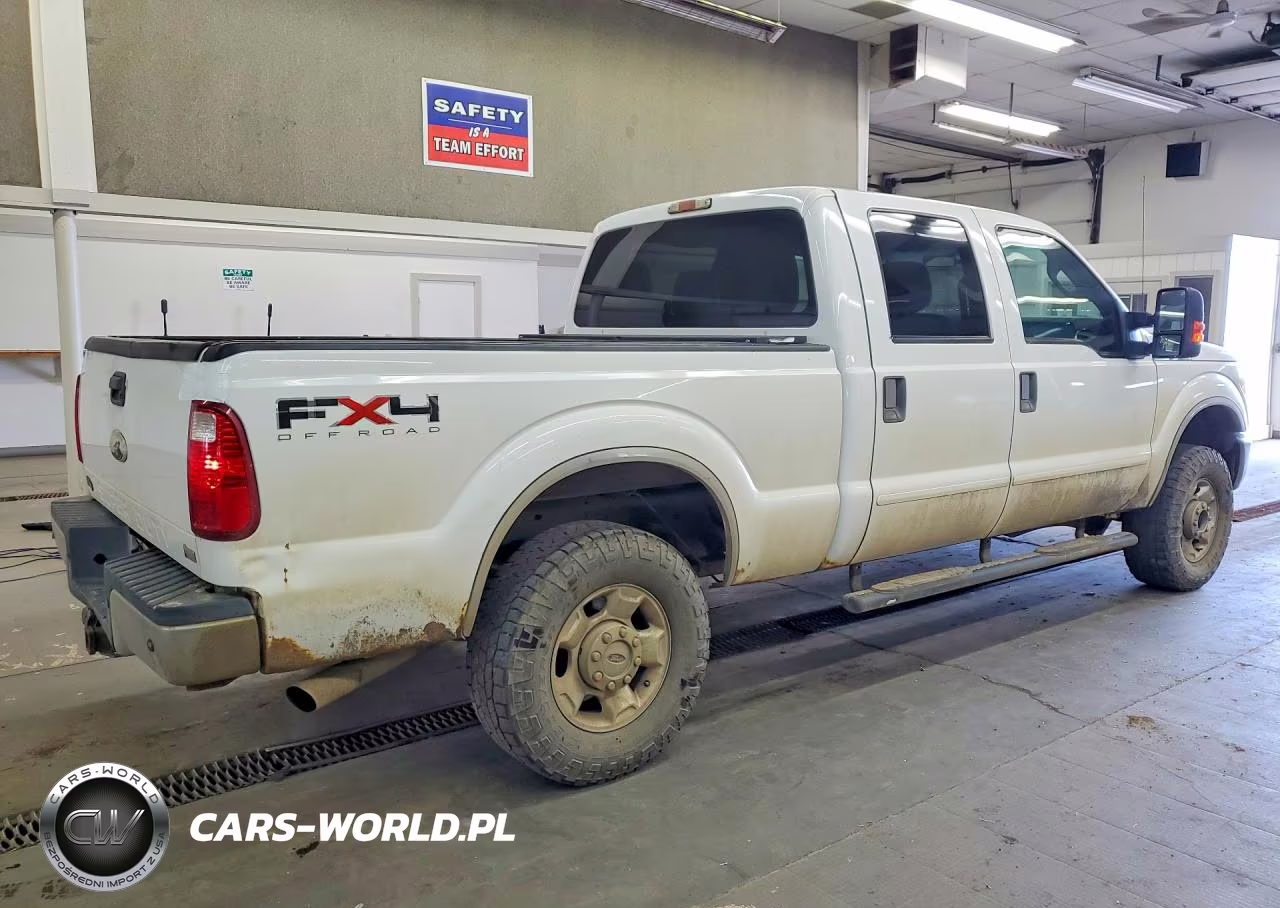 2011 Ford F250 Super Duty VIN:1FT7W2B61BEC72167 - 3