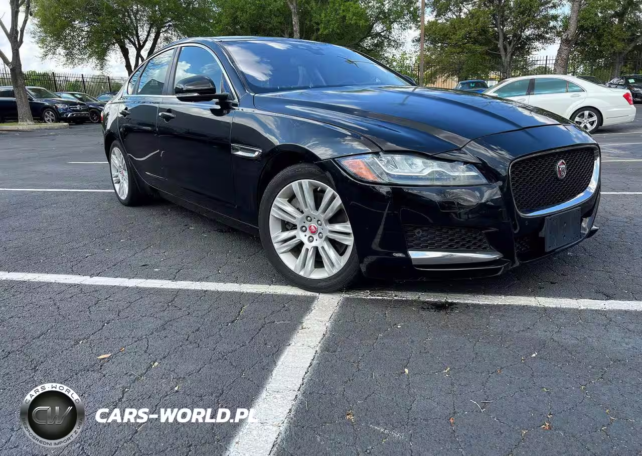 JAGUAR XF PREMIUM