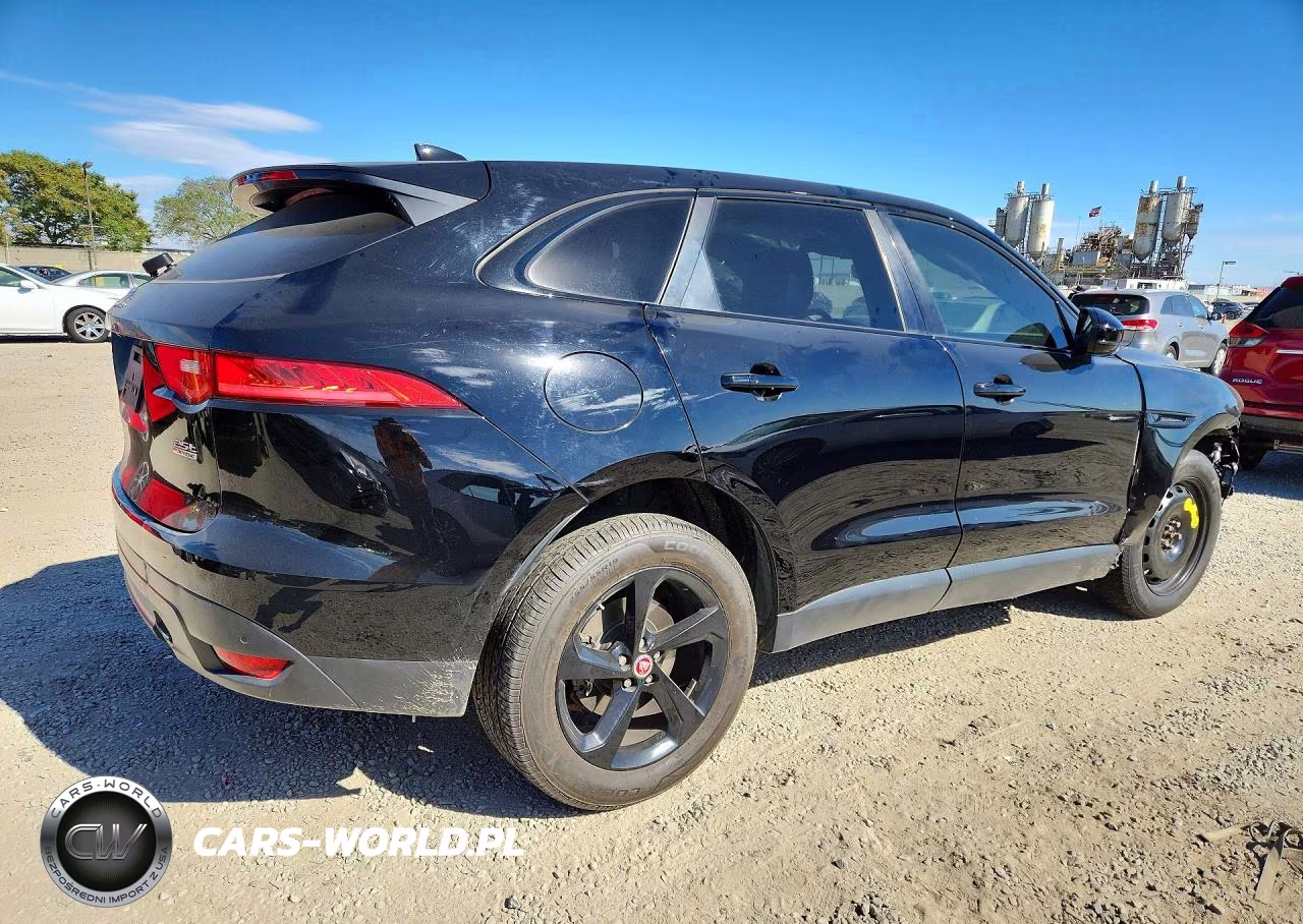 2019 Jaguar F-Pace Premium VIN:SADCJ2FX8KA355686 - 3