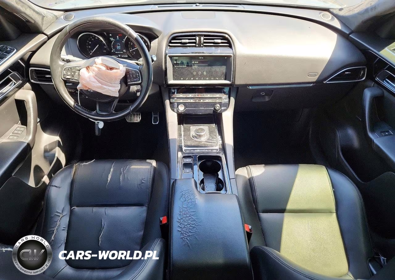 2019 Jaguar F-Pace Premium VIN:SADCJ2FX8KA355686 - 8