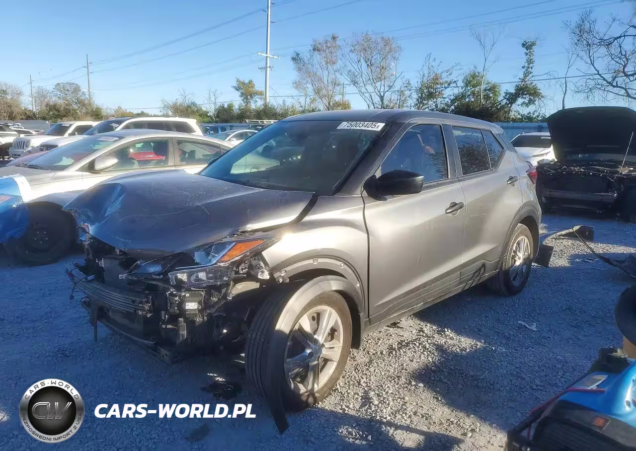 2025 Nissan Kicks Play S