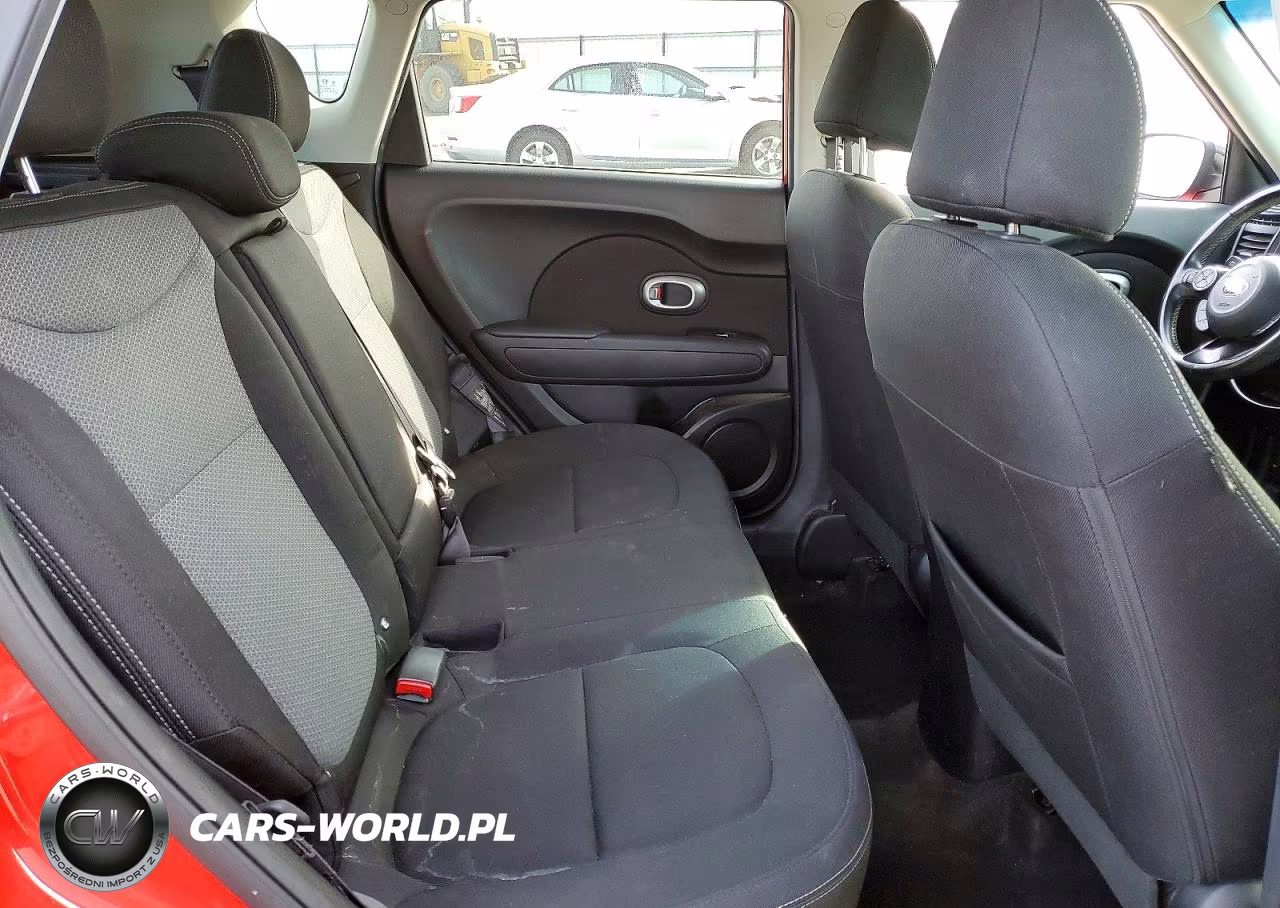 2018 Kia Soul + VIN:KNDJP3A53J7574399 - 11