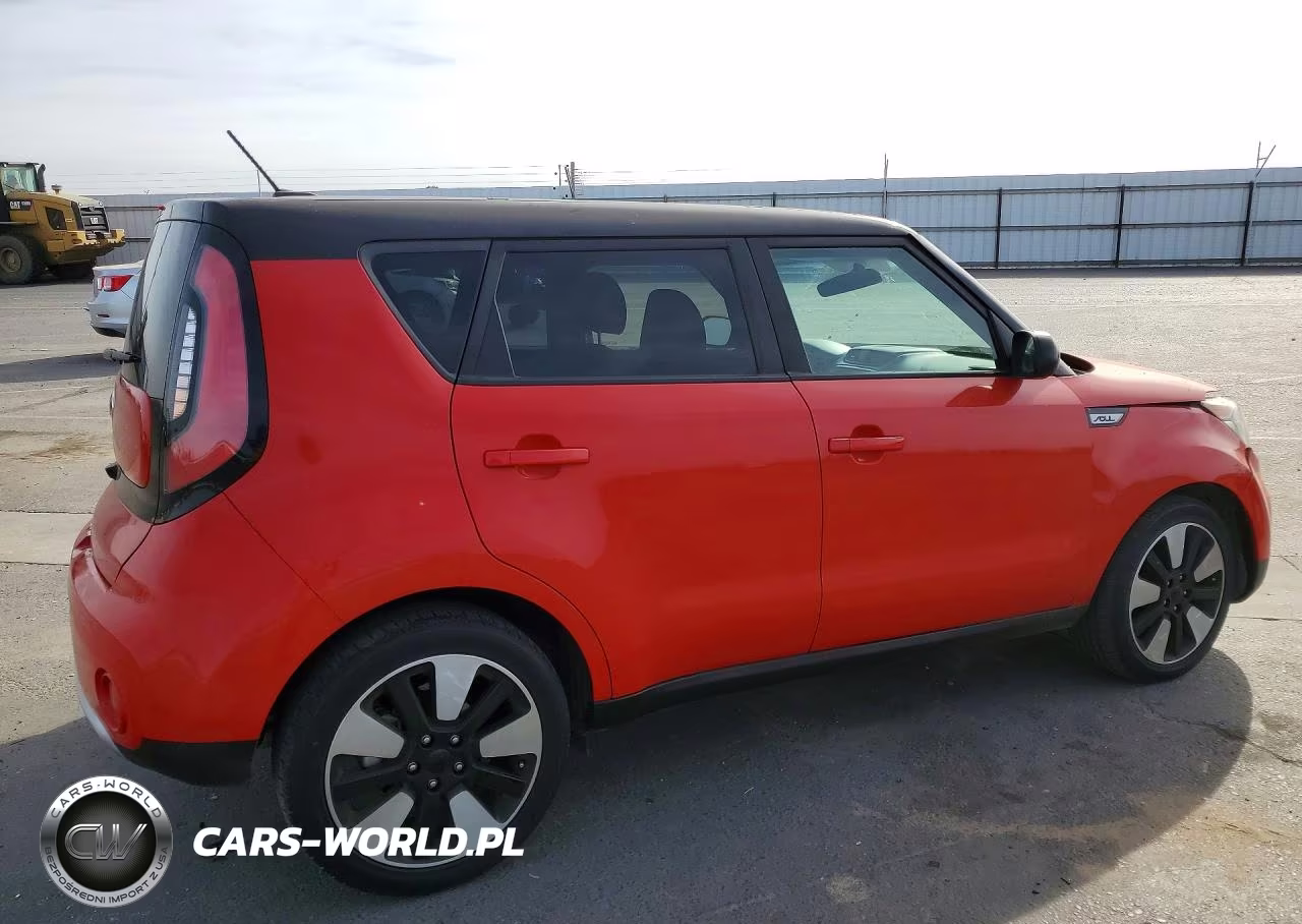 2018 Kia Soul + VIN:KNDJP3A53J7574399 - 3