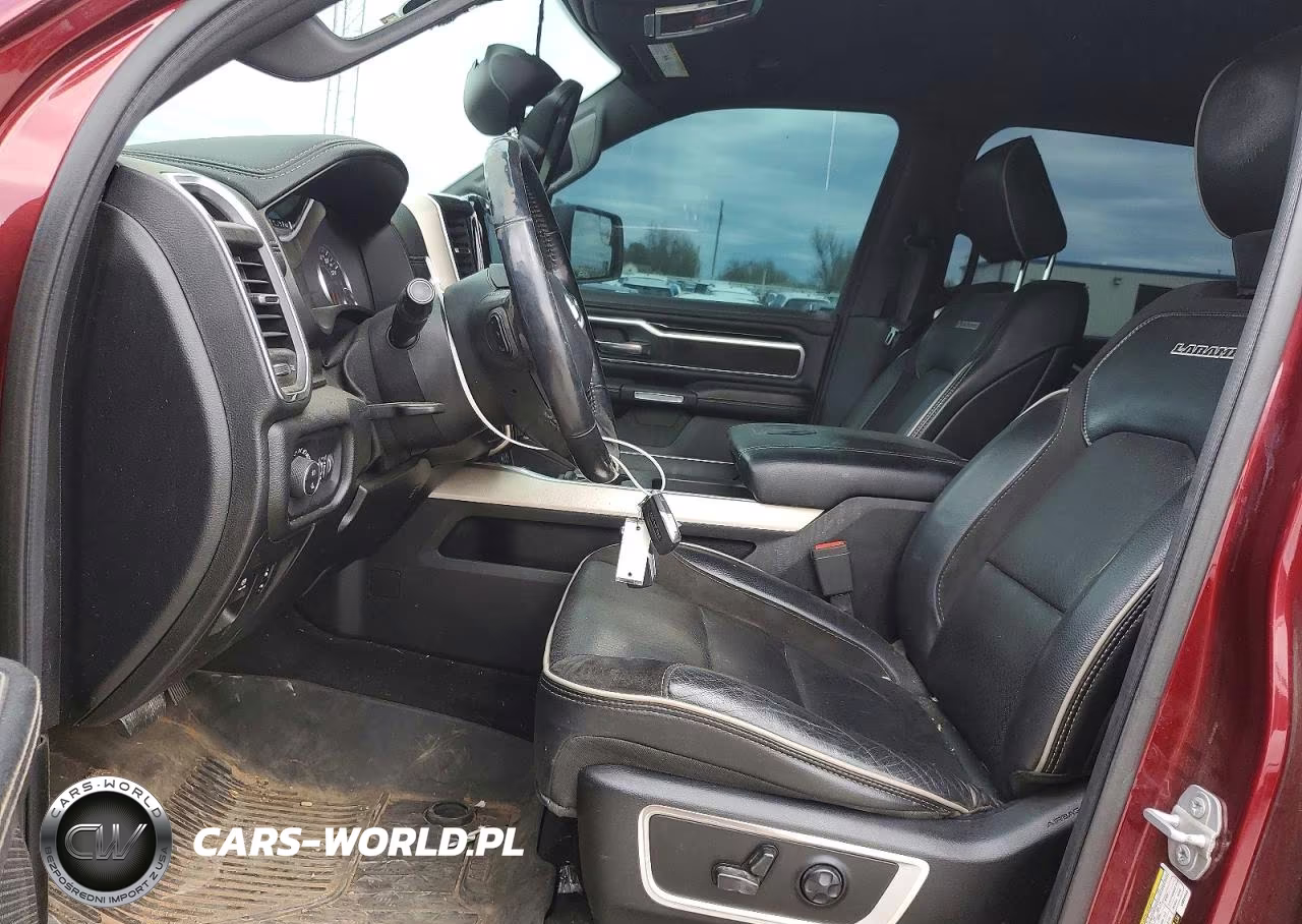 2019 Ram 1500 Laramie VIN:1C6SRFJT1KN808543 - 7