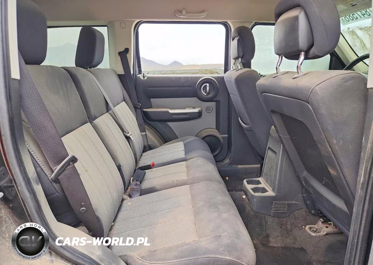 2010 Dodge Nitro VIN:1D4PU5GK5AW115508 - 10