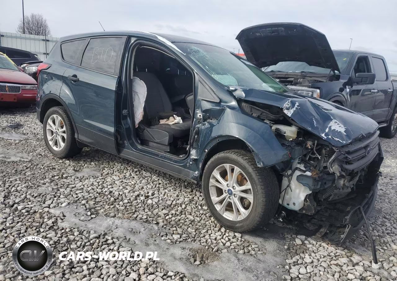 2019 Ford Escape S VIN:1FMCU0F74KUB78314 - 4