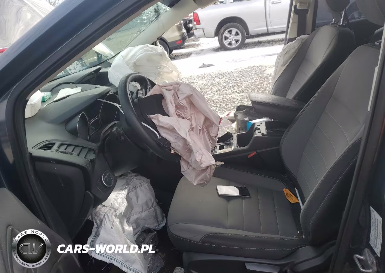 2019 Ford Escape S VIN:1FMCU0F74KUB78314 - 7
