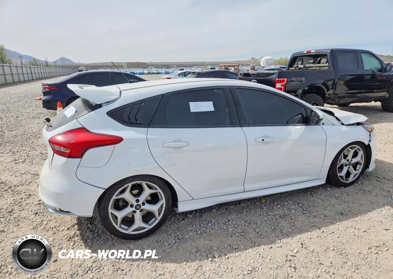 2016 Ford Focus St VIN:1FADP3L90GL221444 - 3