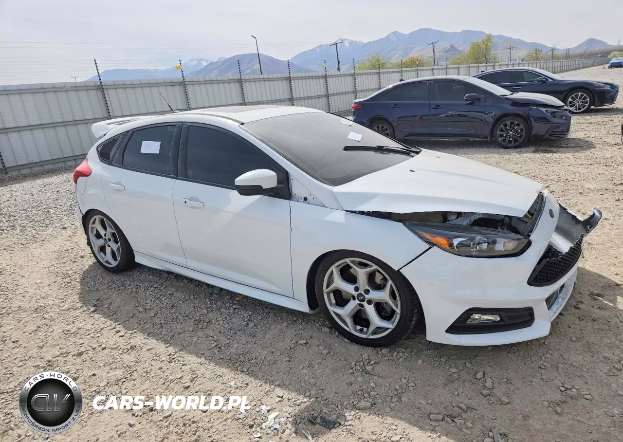 2016 Ford Focus St VIN:1FADP3L90GL221444 - 4