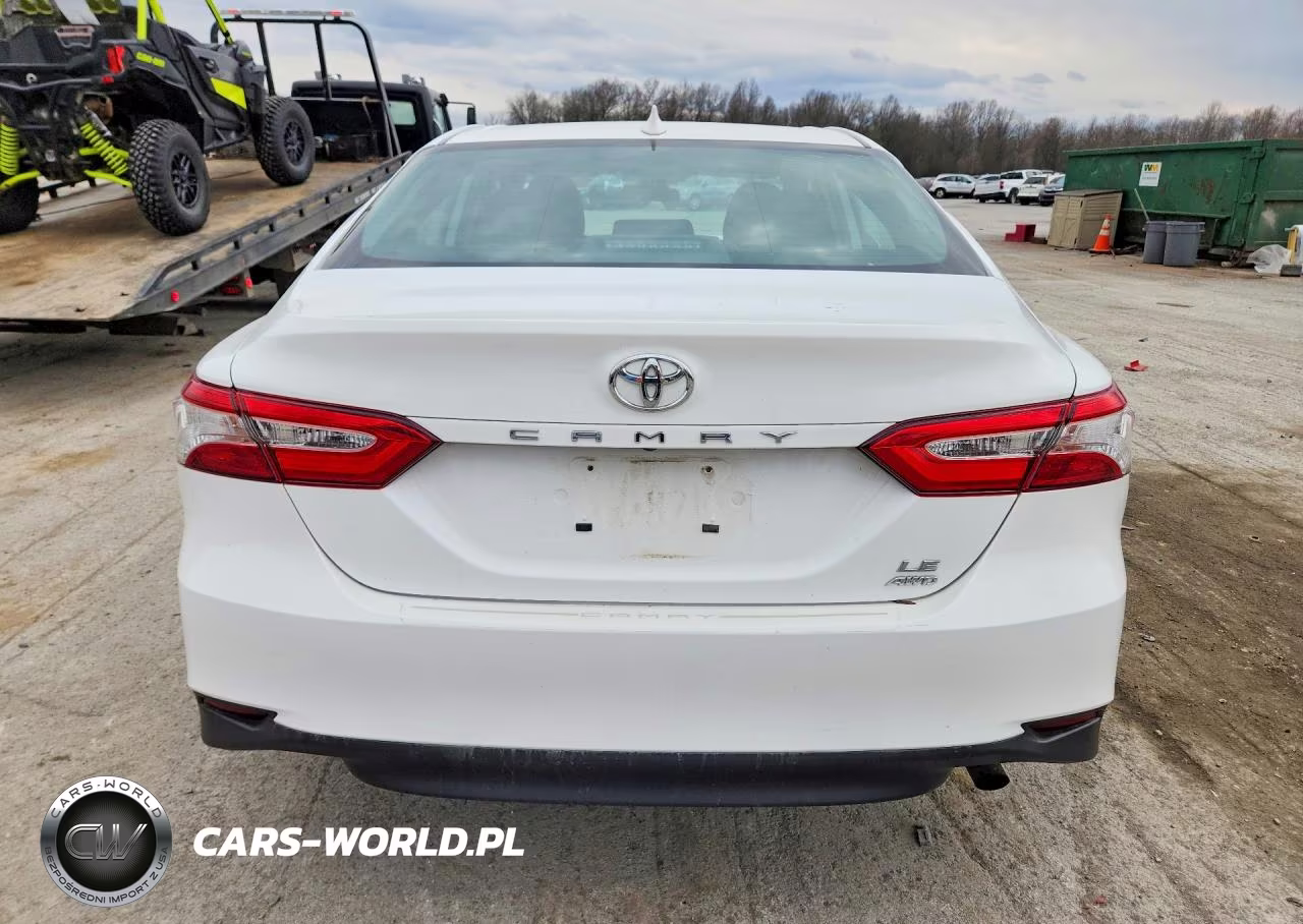 2020 Toyota Camry Le VIN:4T1C11BKXLU013734 - 6