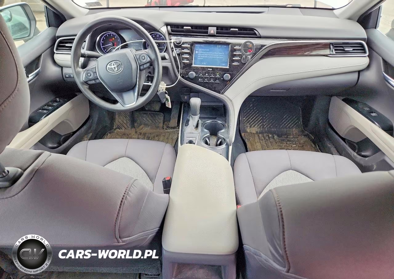 2020 Toyota Camry Le VIN:4T1C11BKXLU013734 - 8