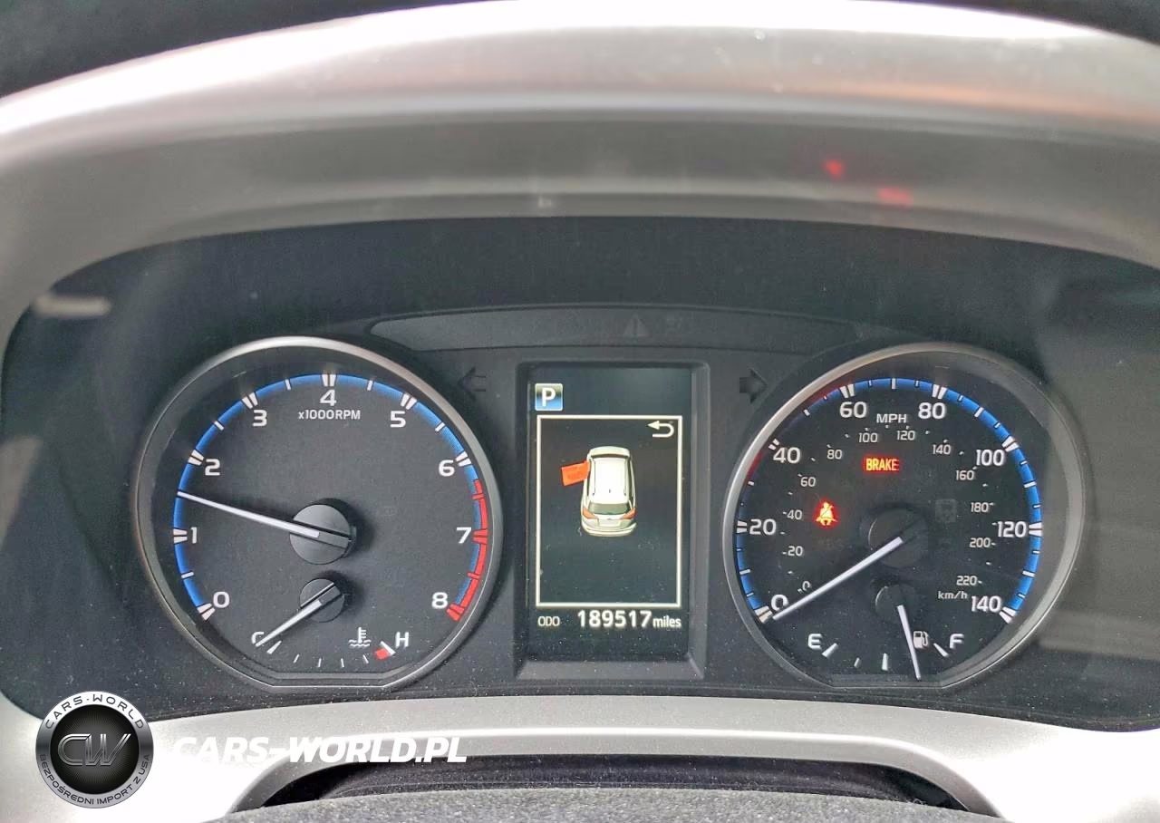 2018 Toyota Rav4 Le VIN:JTMBFREV4JJ219846 - 9