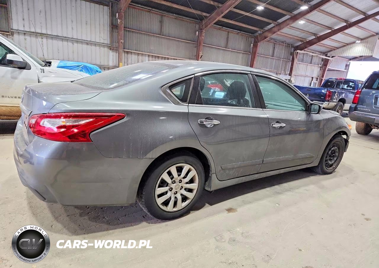 2016 Nissan Altima 2.5 S VIN:1N4AL3AP2GC260536 - 3
