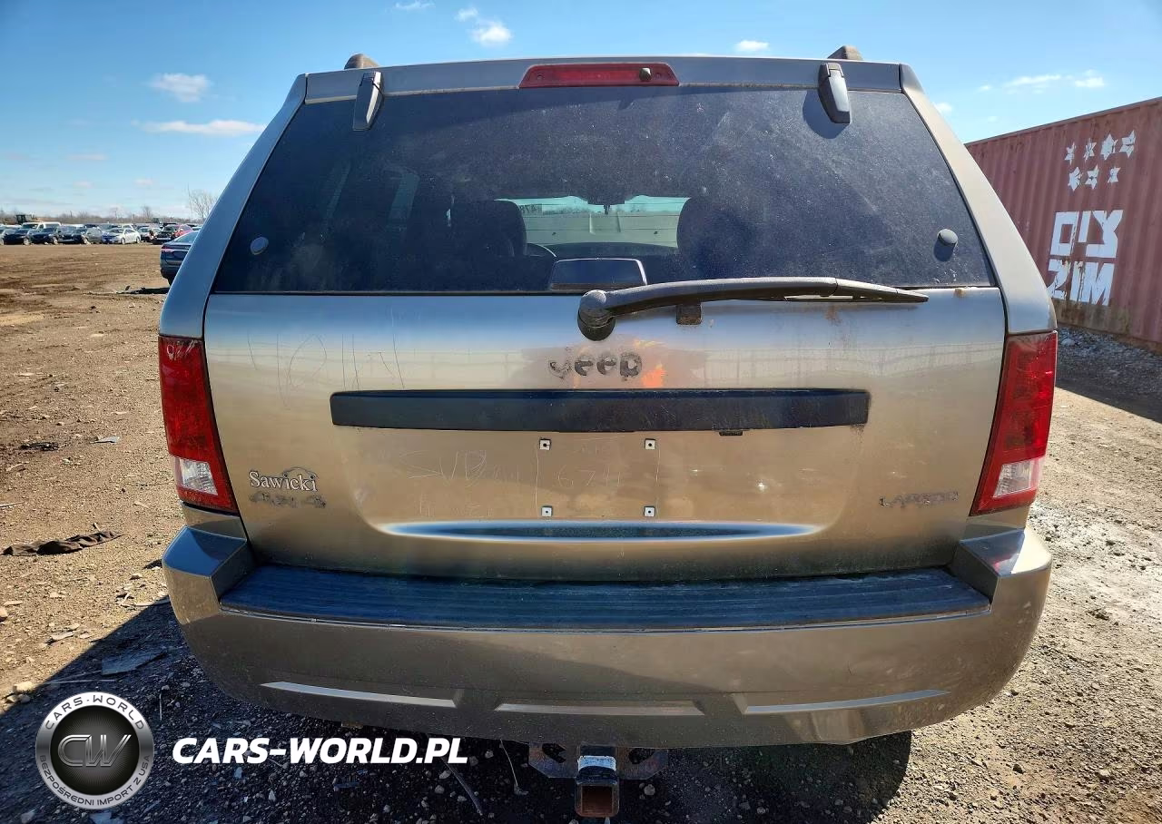 2005 Jeep Grand Cherokee Laredo VIN:1J8GR48K85C666992 - 6