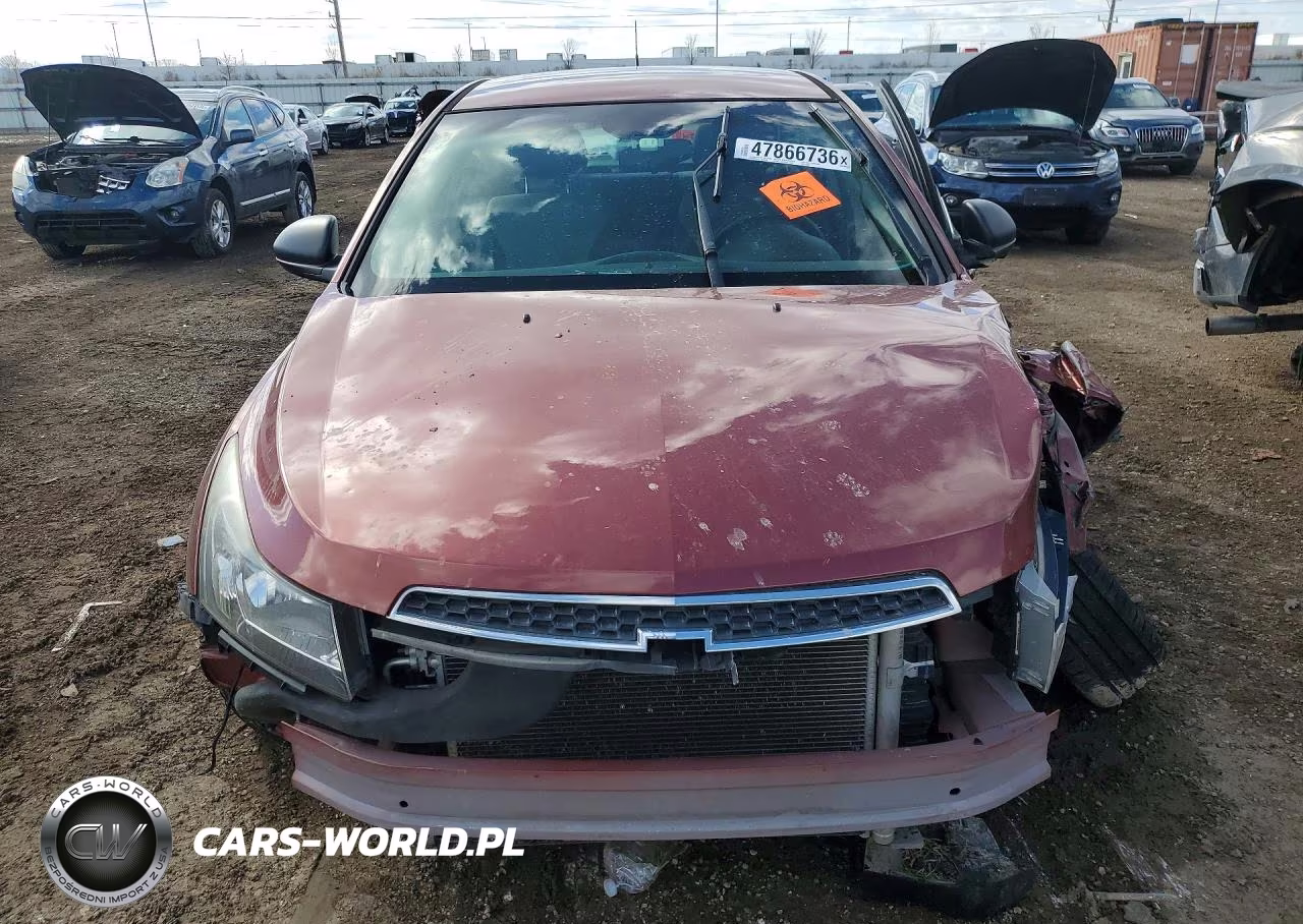 2012 Chevrolet Cruze Ls VIN:1G1PD5SH4C7285891 - 5