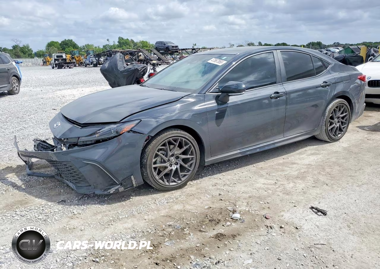 2025 Toyota Camry Se – zdjęcie 1 z 13