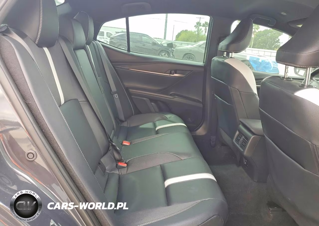 2025 Toyota Camry Se VIN:4T1DAACK4SU052675 - 10