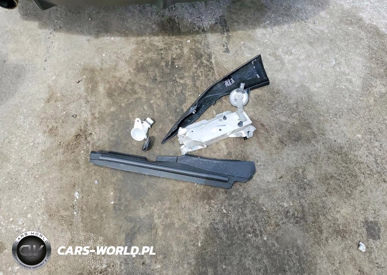 2025 Toyota Camry Se VIN:4T1DAACK4SU052675 - 12