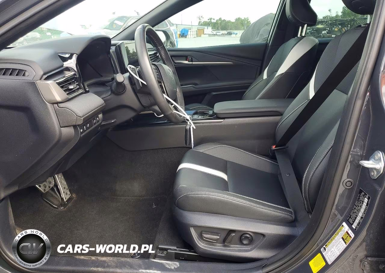 2025 Toyota Camry Se VIN:4T1DAACK4SU052675 - 7