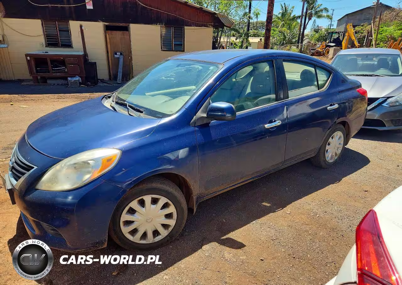 2012 Nissan Versa 1.6 S