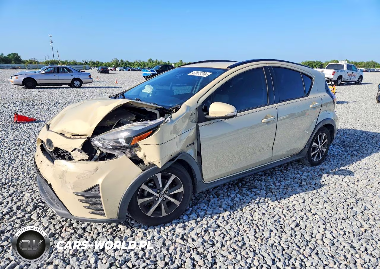 2018 Toyota Prius C Two