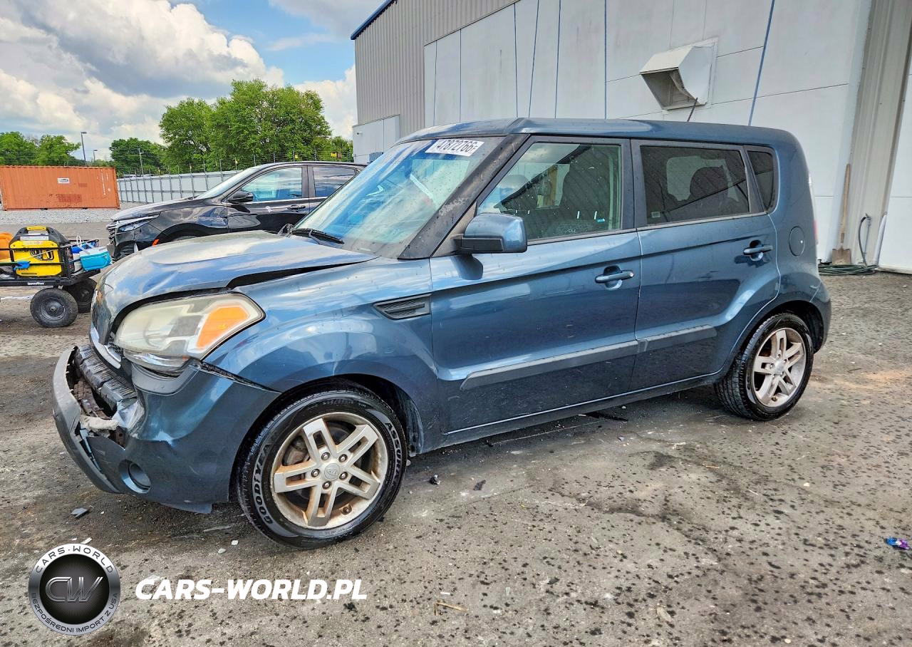 2011 Kia Soul +