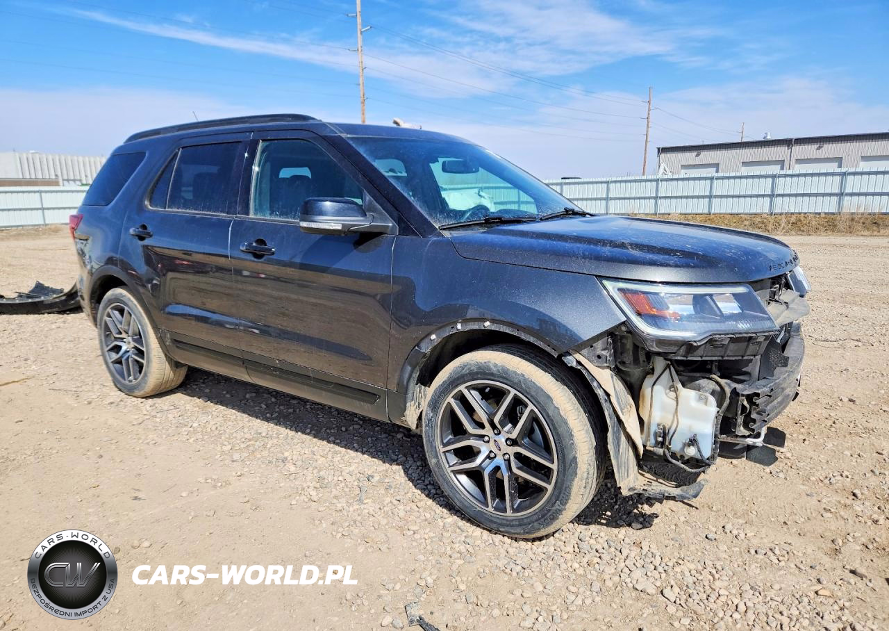 2018 Ford Explorer Sport VIN:1FM5K8GT9JGC41557 - 4