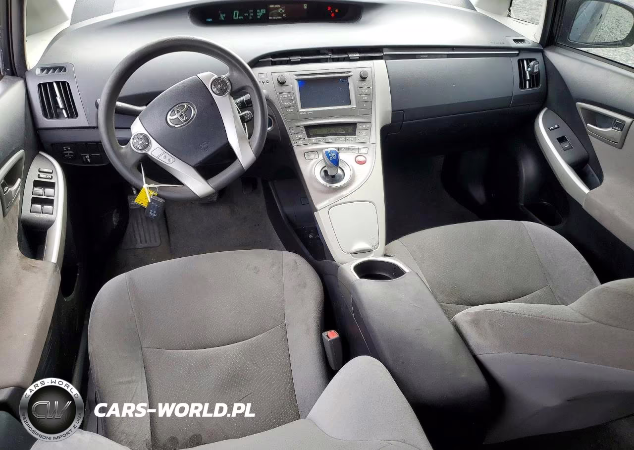 2014 Toyota Prius Two VIN:JTDKN3DU6E1741814 - 8