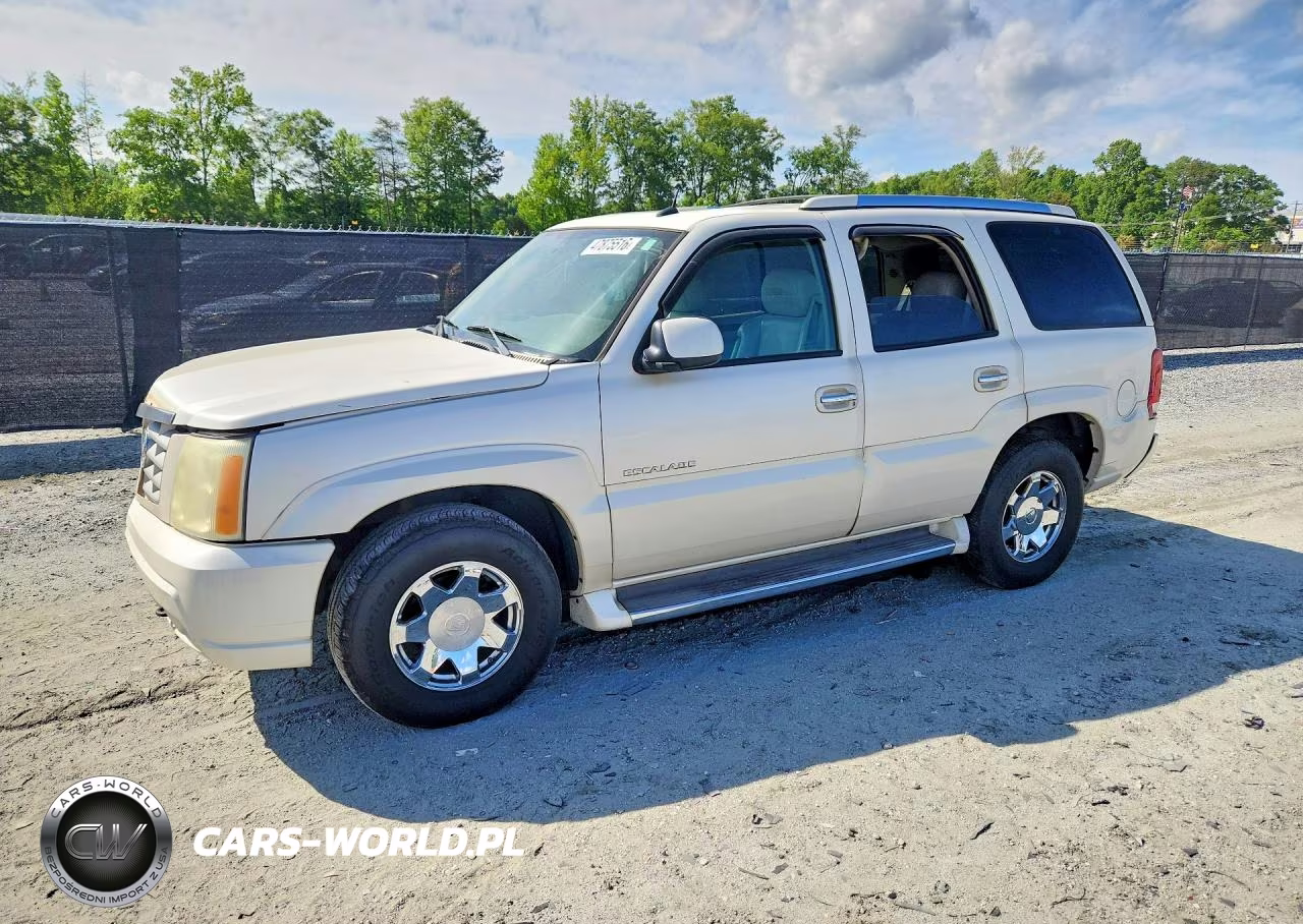 2004 Cadillac Escalade Luxury
