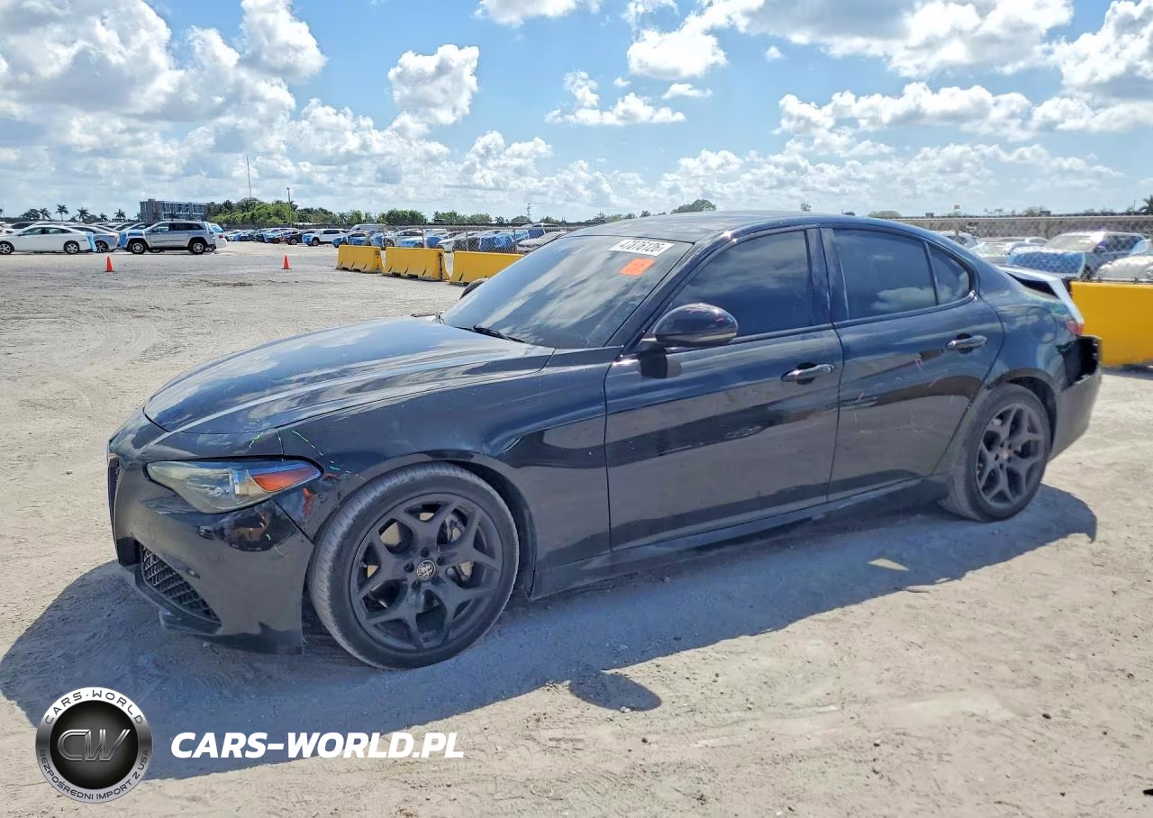 2021 Alfa Romeo Giulia Sport