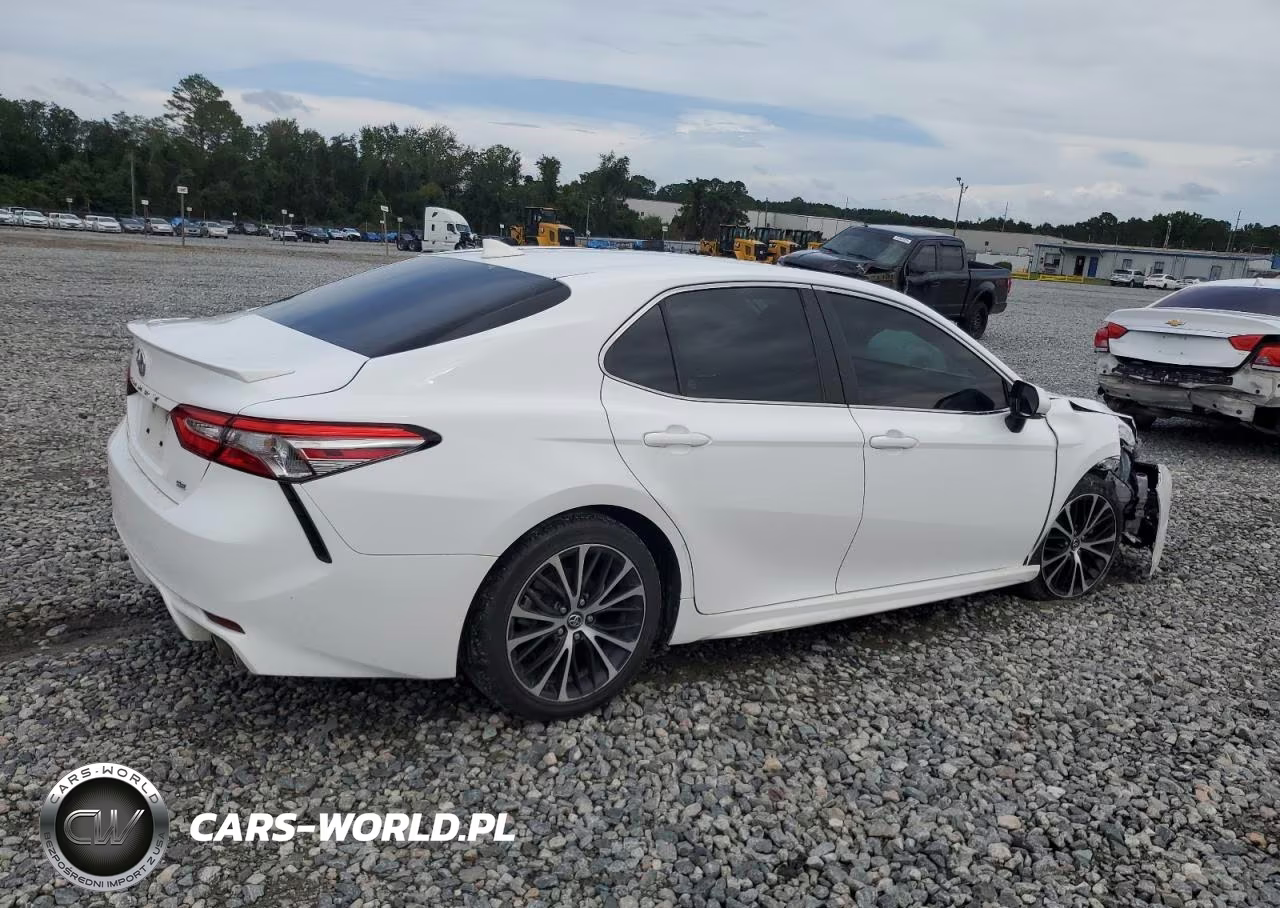 2019 Toyota Camry Se VIN:4T1B11HK6KU772270 - 3