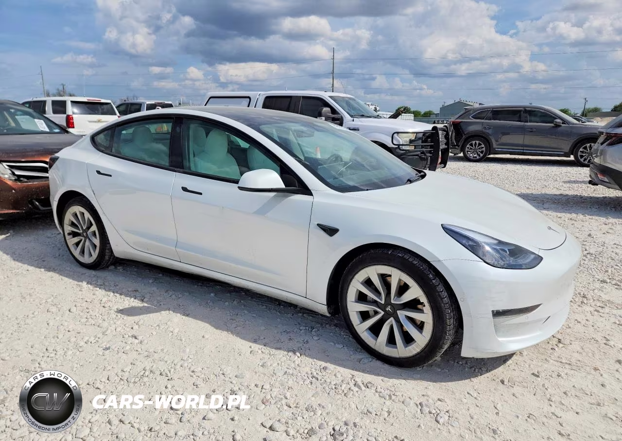 2022 Tesla Model 3 VIN:5YJ3E1EB5NF197027 - 4