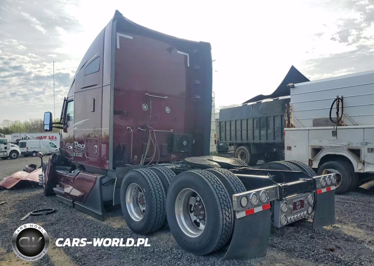 2023 Kenworth T680 Semi Truck VIN:1XKYDP9X1PJ225021 - 3