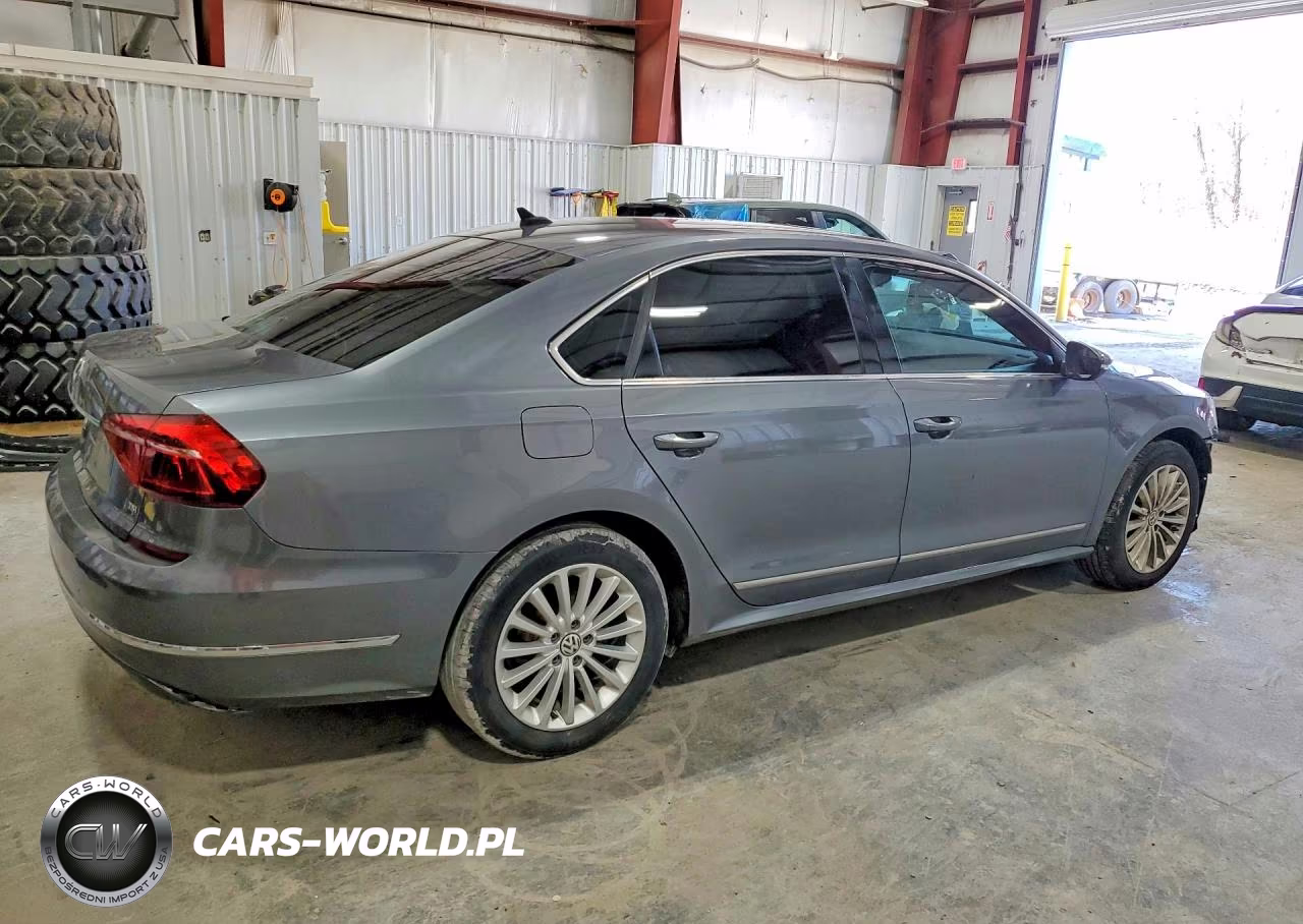 2017 Volkswagen Passat Se VIN:1VWBT7A3XHC000774 - 3