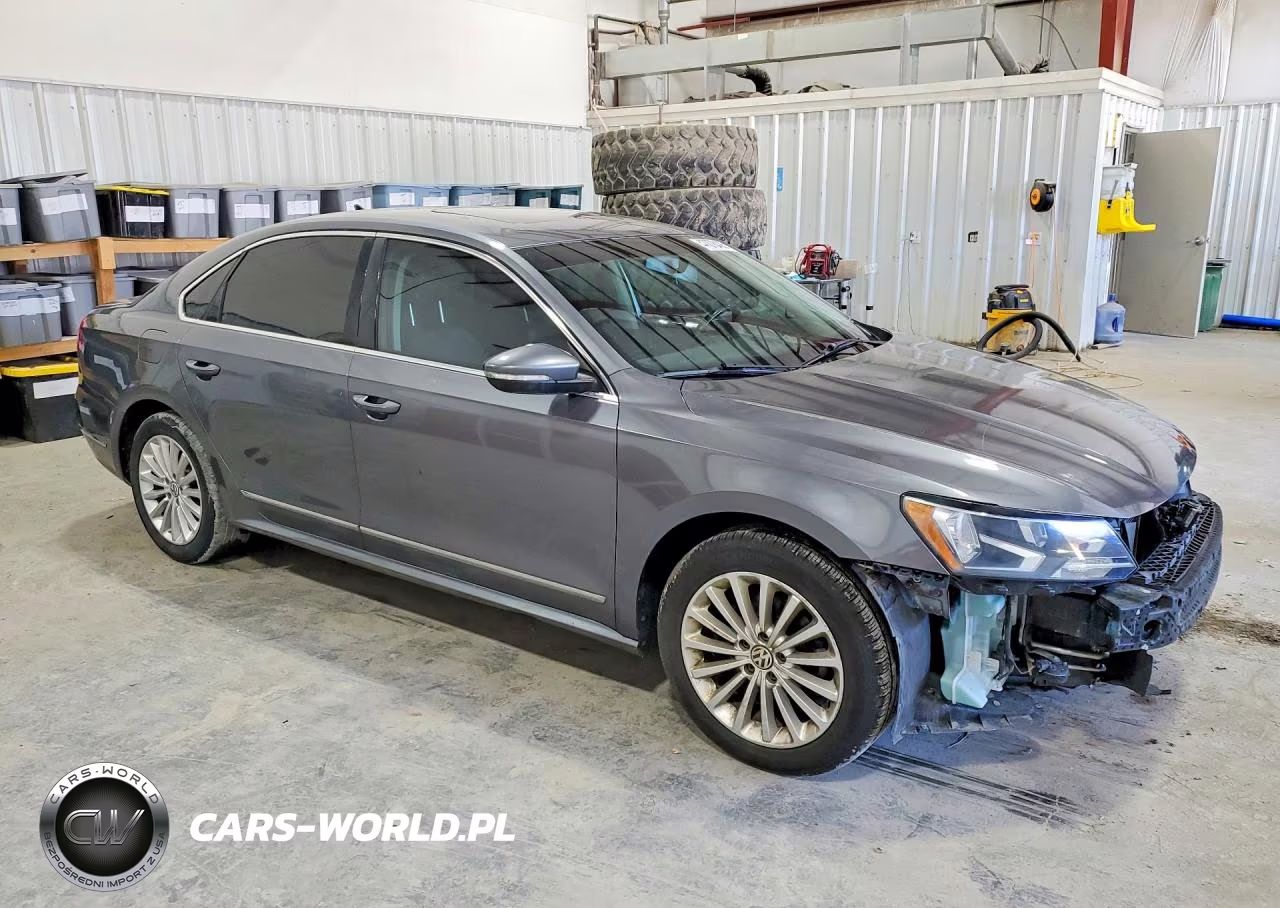 2017 Volkswagen Passat Se VIN:1VWBT7A3XHC000774 - 4