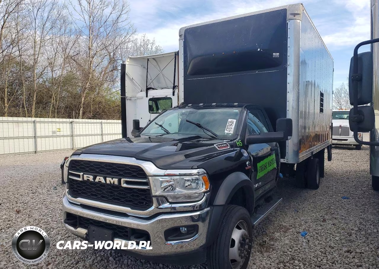 2019 Ram 5500 Box Truck