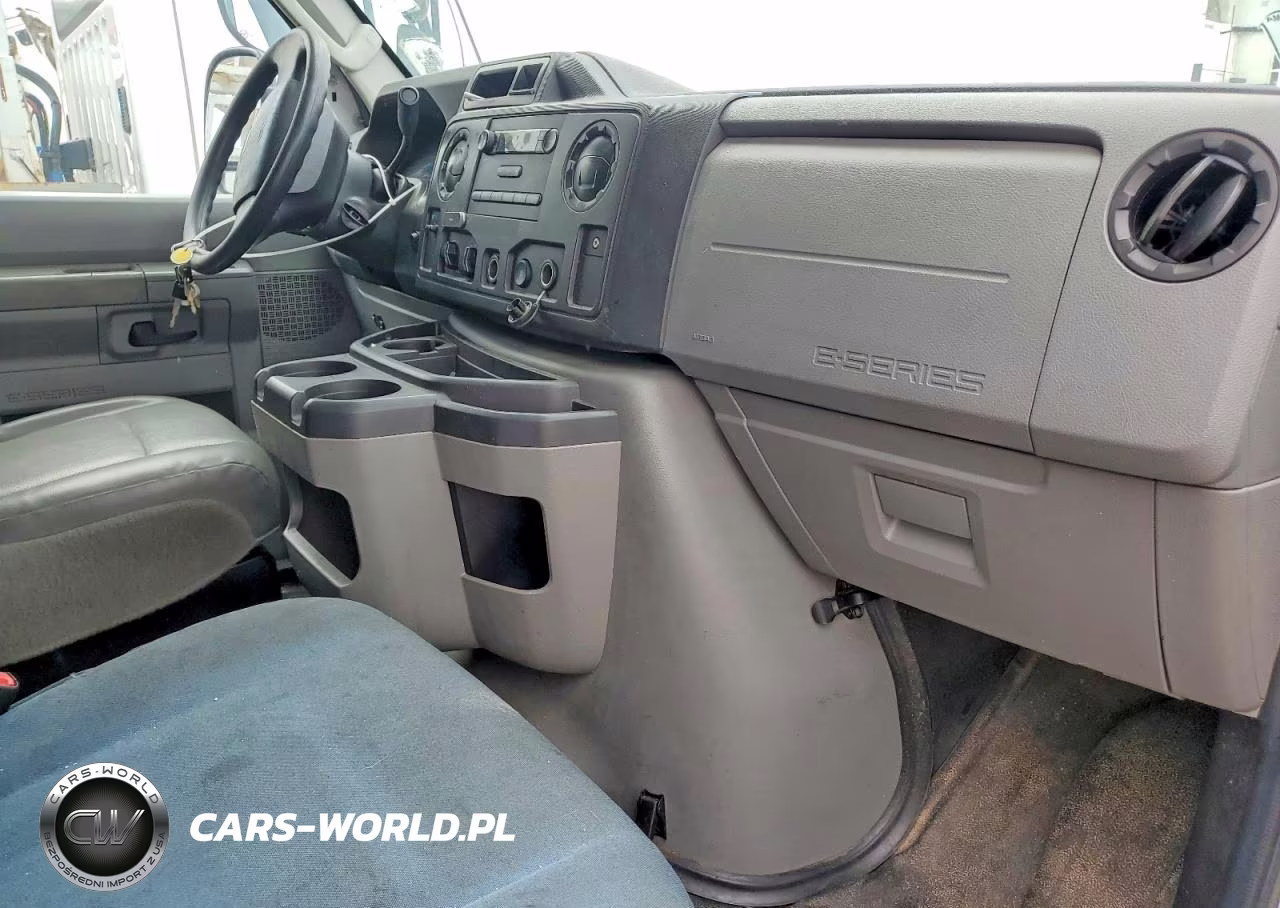 2017 Ford Econoline E450 Super Duty Cutaway Van VIN:1FDXE4FS1HDC69088 - 8