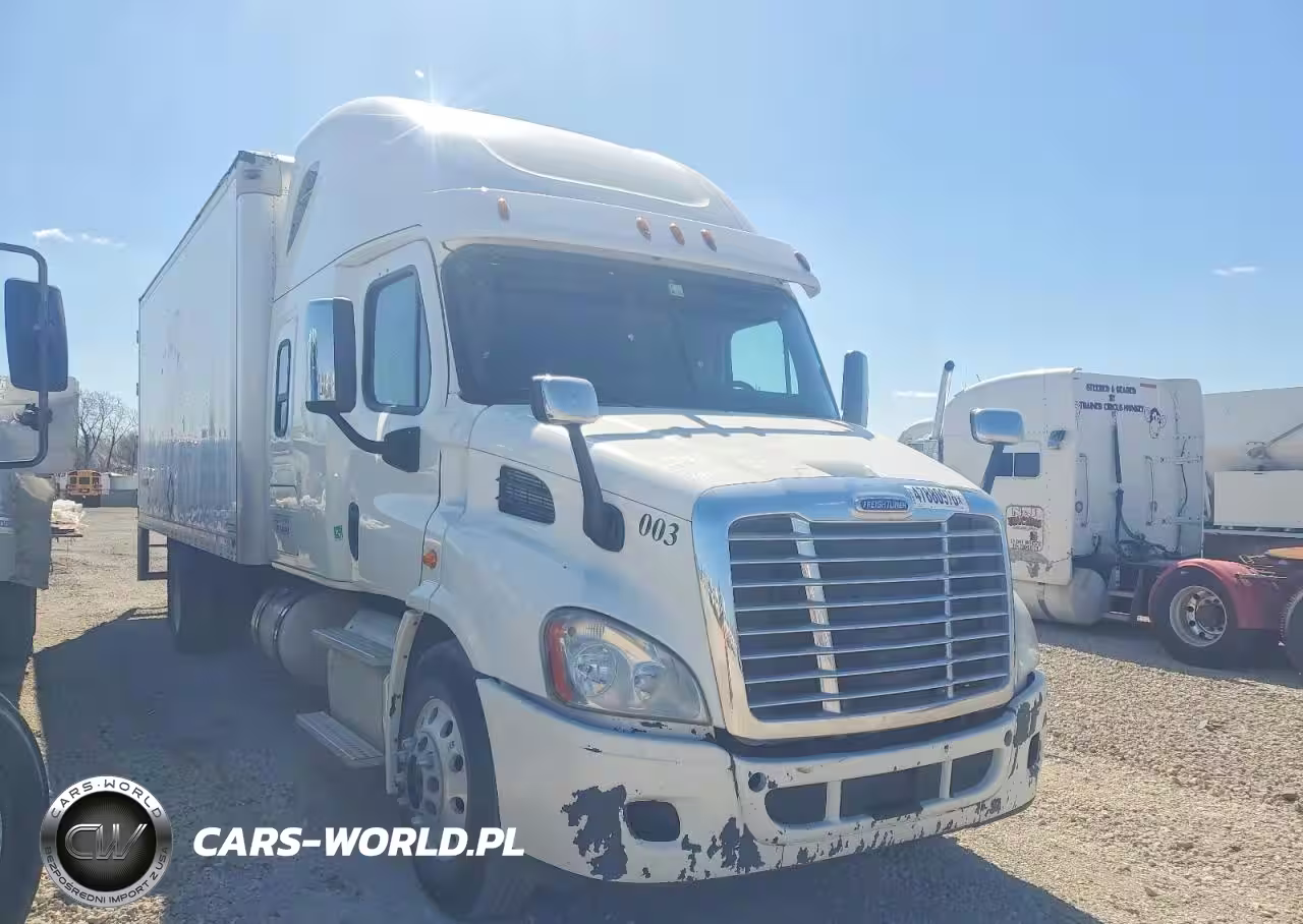 2016 Freightliner Cascadia Box Truck