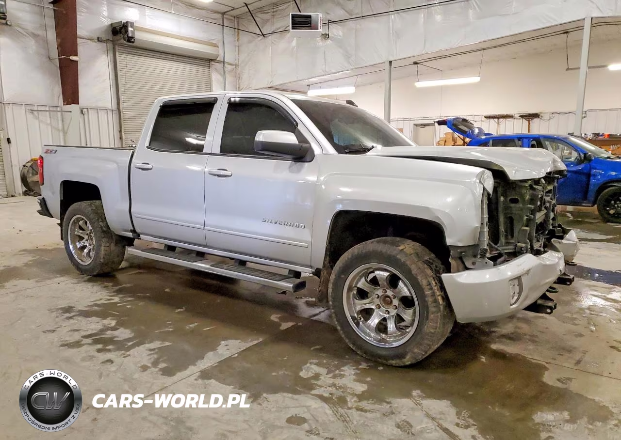 2017 Chevrolet Silverado K1500 Lt VIN:3GCUKREC4HG414103 - 4