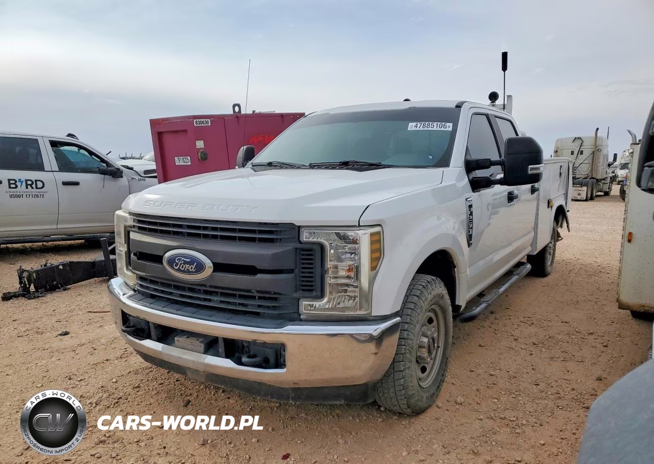 2019 Ford F250 Super Duty Utility - Service Truck – zdjęcie 1 z 12