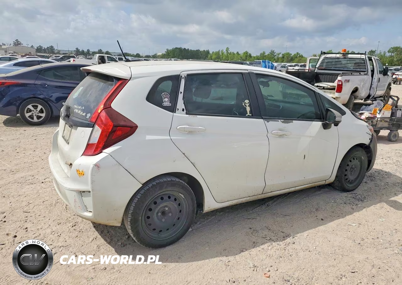 2017 Honda Fit Lx VIN:3HGGK5H50HM705686 - 3