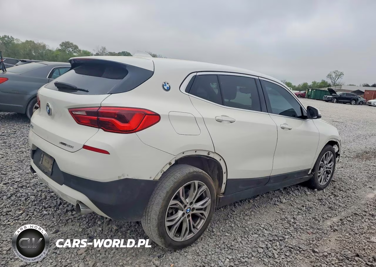 2018 BMW X2 xDrive28I VIN:WBXYJ5C32JEF77383 - 3