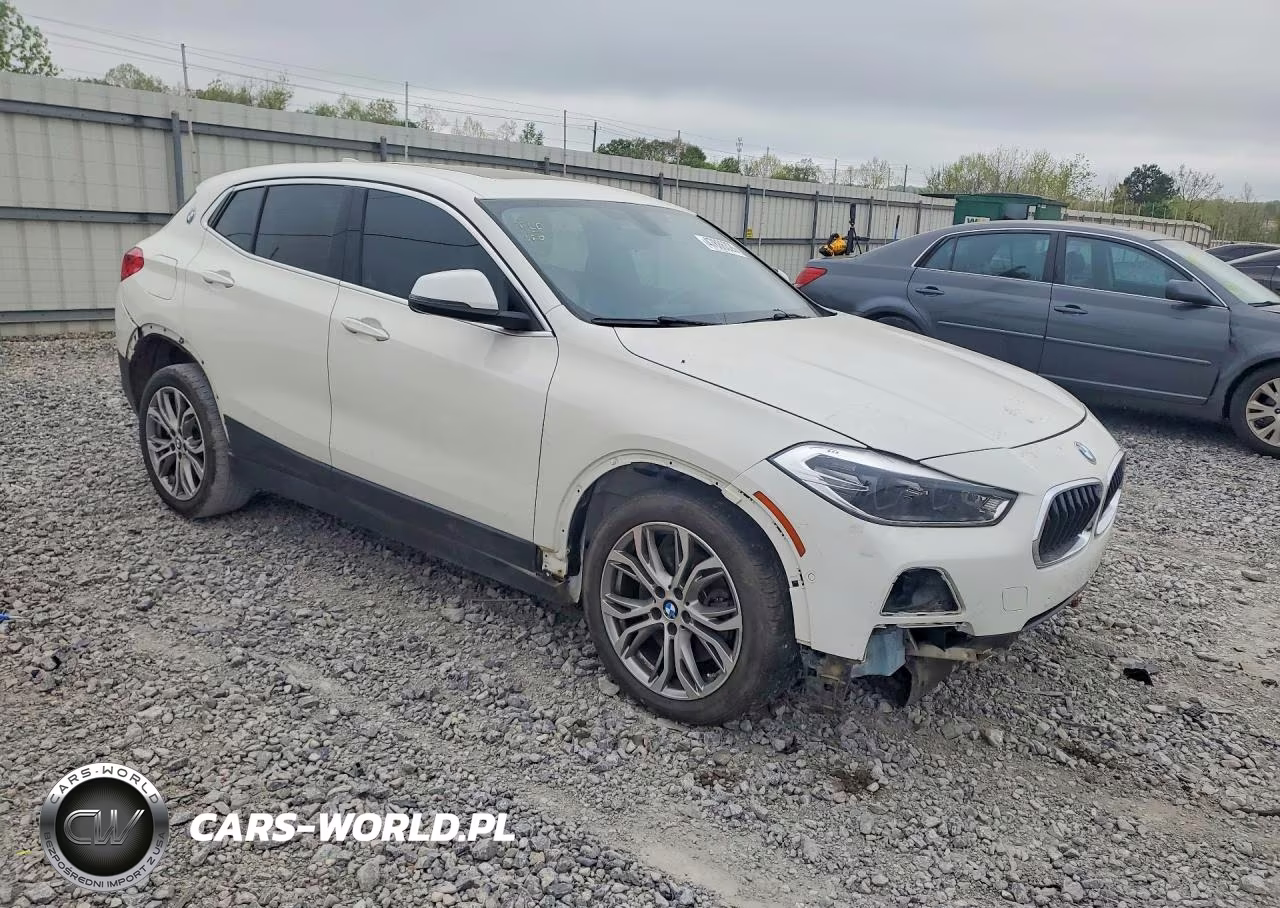 2018 BMW X2 xDrive28I VIN:WBXYJ5C32JEF77383 - 4